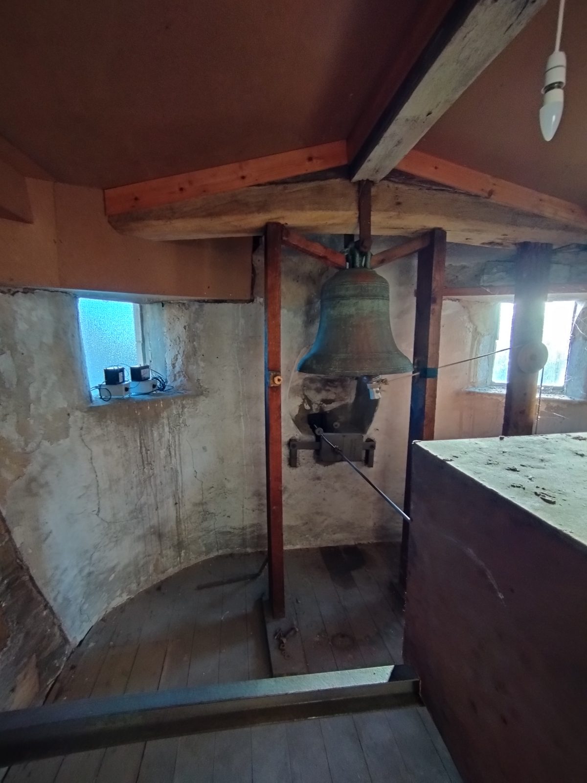 La camera dell'orologio, all'ultimo livello strumentato della torre